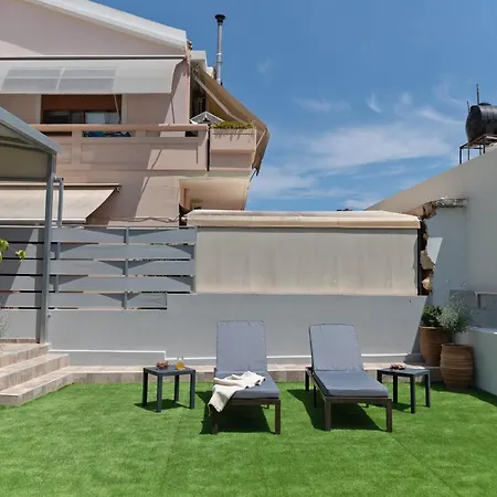 Peggy's House With Private Garden And Bbq By 8essentially * 하니아