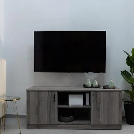 Peggy's House By 8essentially خانيا