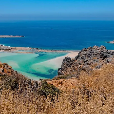 Peggy's House By 8essentially خانيا