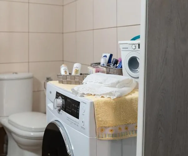 Peggy's House By 8essentially Holiday home